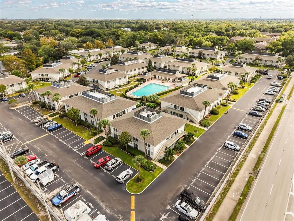 For Sale: $95,000 (1 beds, 1 baths, 695 Square Feet)