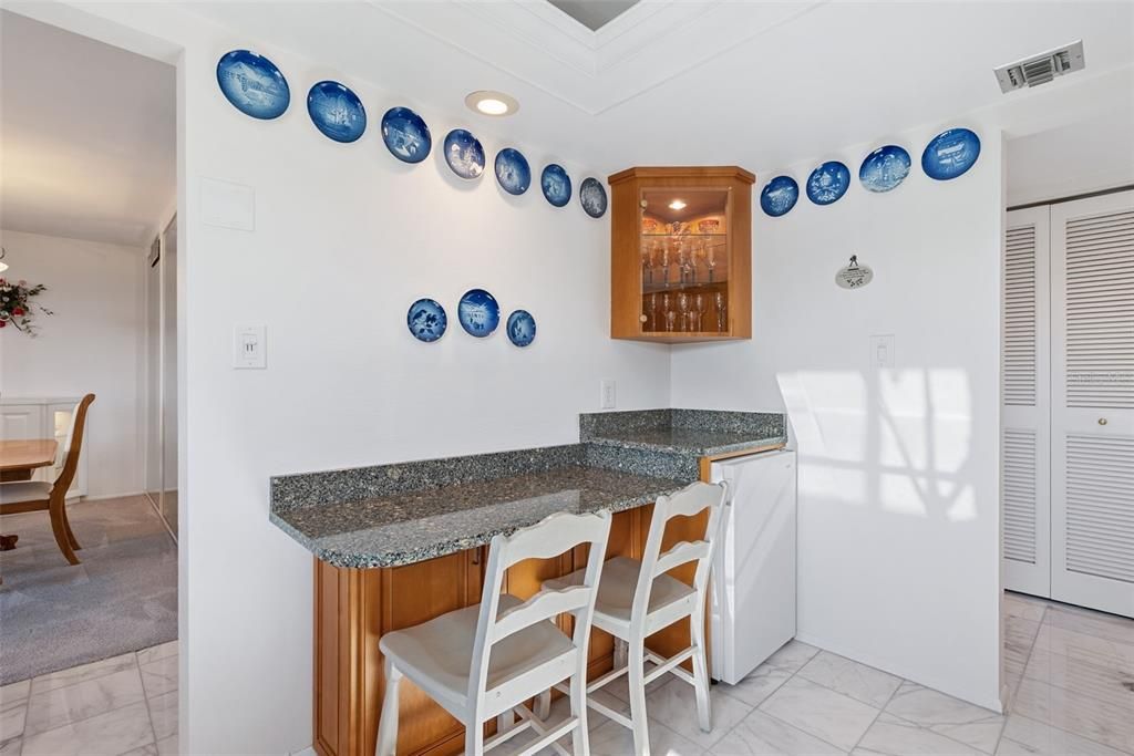 待售: $824,900 (2 贝兹, 2 浴室, 1456 平方英尺)