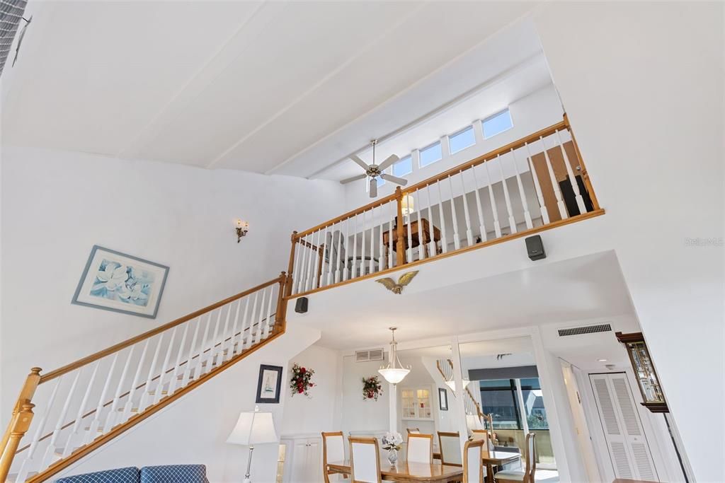 待售: $824,900 (2 贝兹, 2 浴室, 1456 平方英尺)