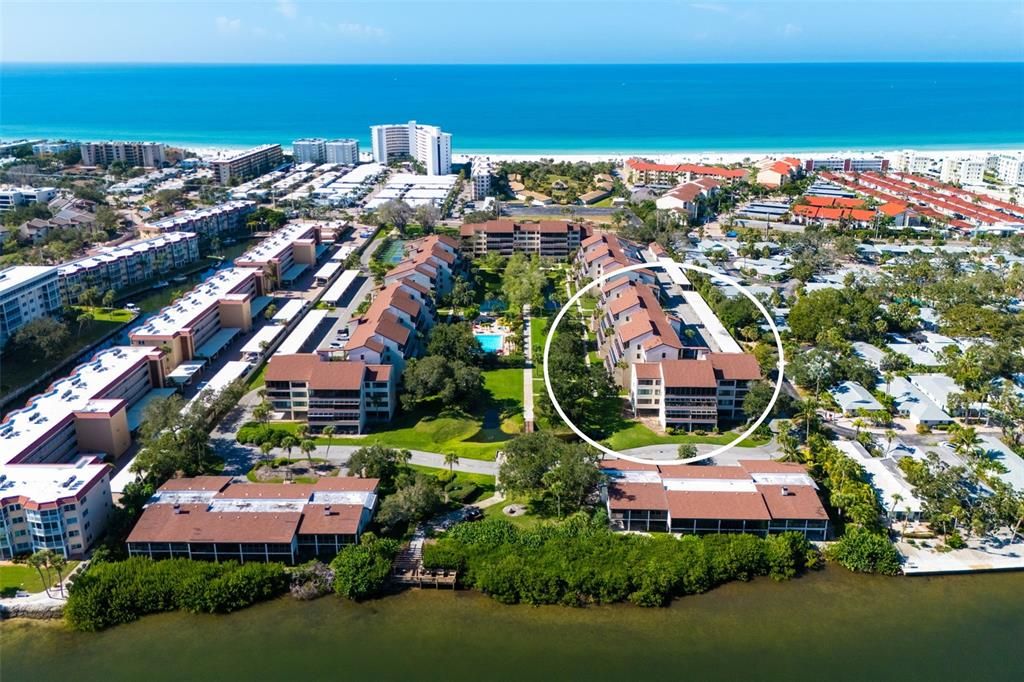 待售: $824,900 (2 贝兹, 2 浴室, 1456 平方英尺)