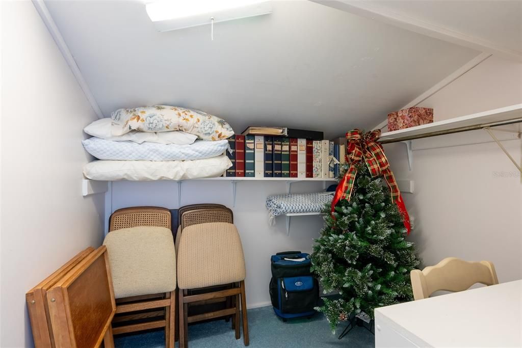 待售: $824,900 (2 贝兹, 2 浴室, 1456 平方英尺)