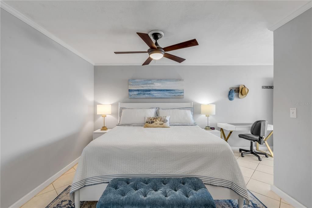 待售: $389,000 (1 贝兹, 1 浴室, 920 平方英尺)