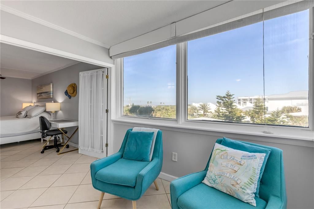 待售: $389,000 (1 贝兹, 1 浴室, 920 平方英尺)