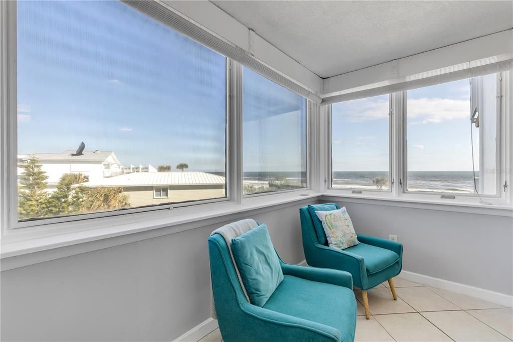 待售: $389,000 (1 贝兹, 1 浴室, 920 平方英尺)