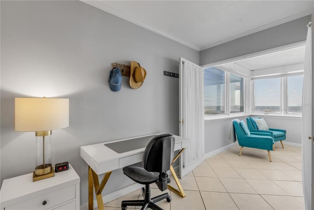 待售: $389,000 (1 贝兹, 1 浴室, 920 平方英尺)