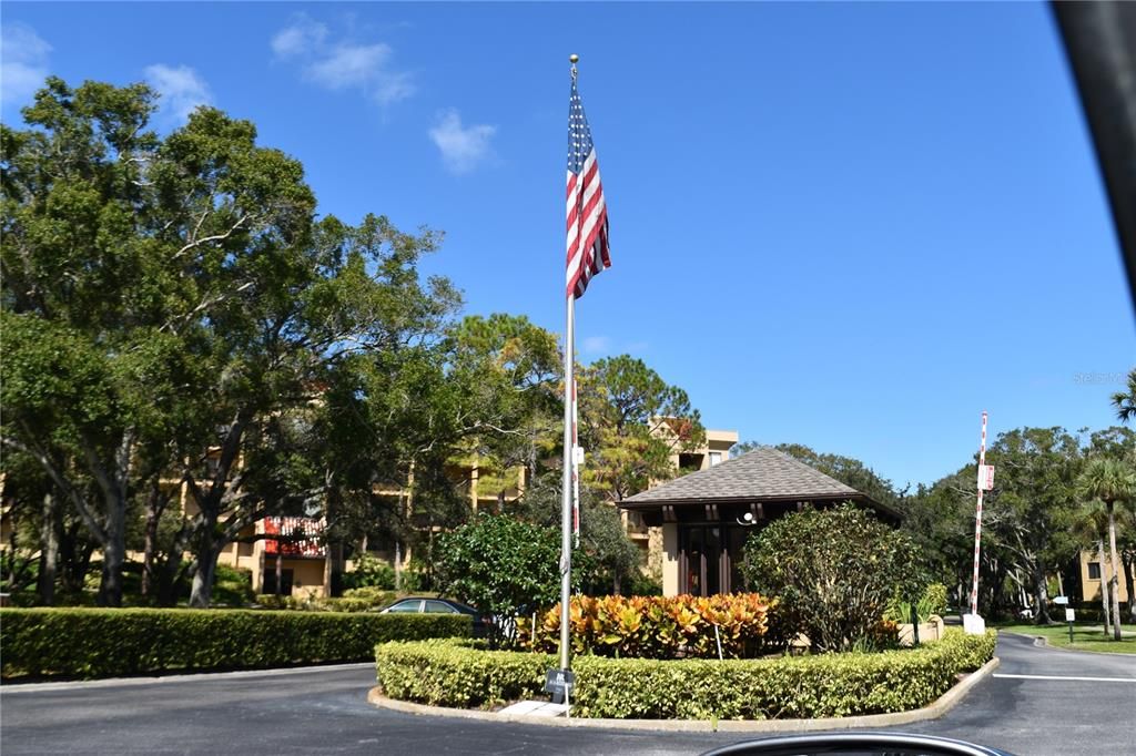 待售: $185,000 (1 贝兹, 1 浴室, 920 平方英尺)