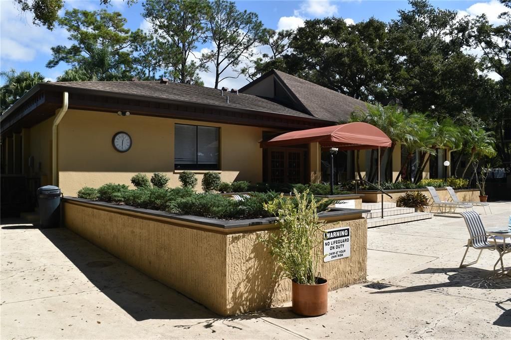 待售: $185,000 (1 贝兹, 1 浴室, 920 平方英尺)