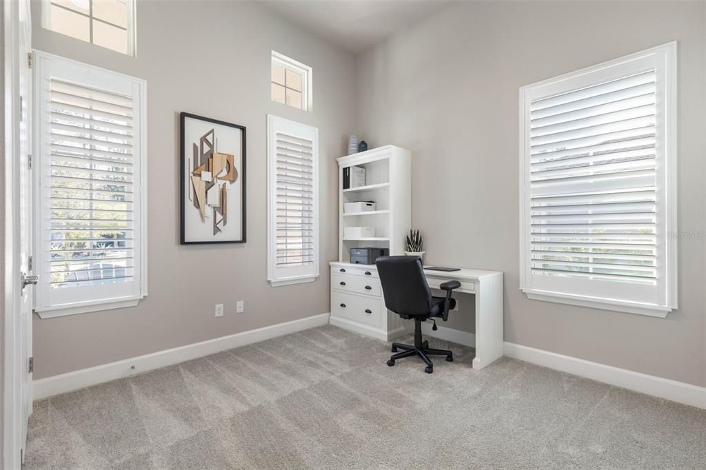 Active With Contract: $715,000 (4 beds, 3 baths, 2432 Square Feet)