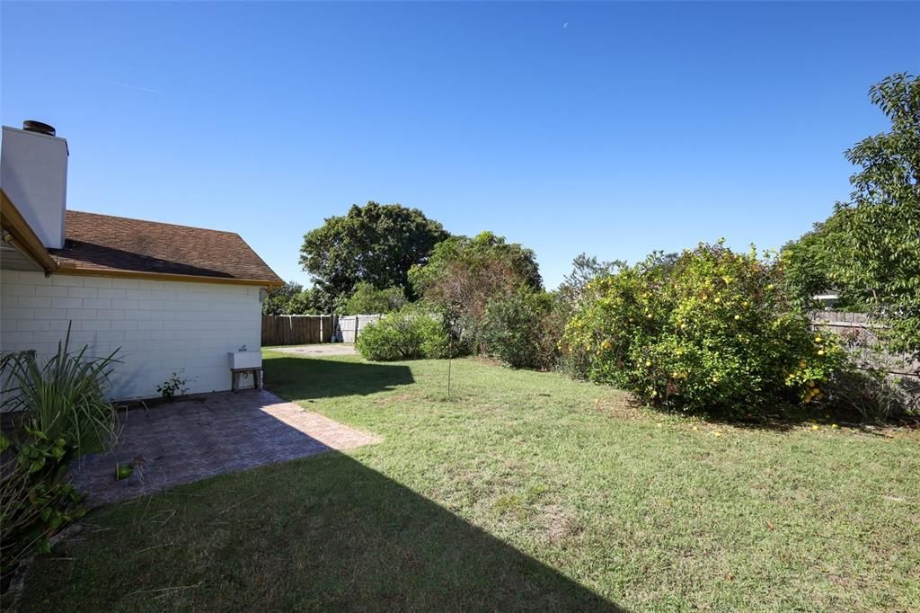 待售: $359,000 (4 贝兹, 2 浴室, 1887 平方英尺)