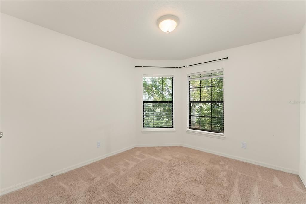 En Venta: $275,000 (3 camas, 2 baños, 1356 Pies cuadrados)