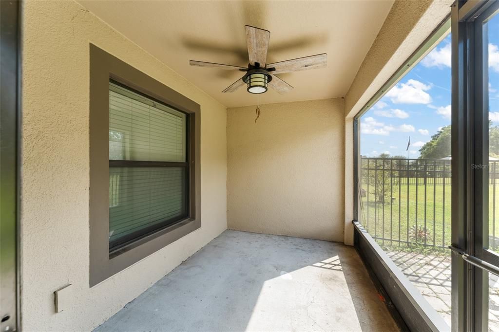 En Venta: $275,000 (3 camas, 2 baños, 1356 Pies cuadrados)