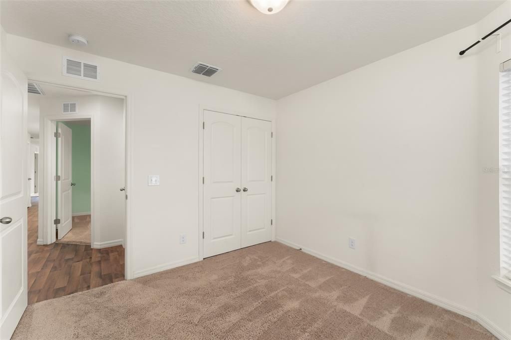 En Venta: $275,000 (3 camas, 2 baños, 1356 Pies cuadrados)