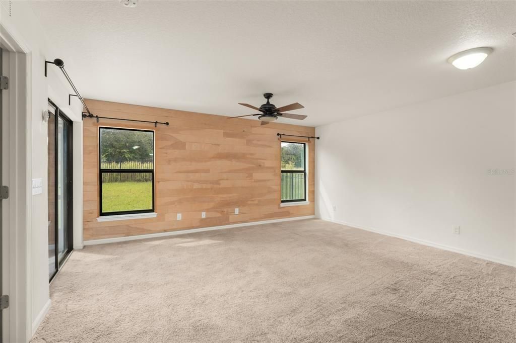 En Venta: $275,000 (3 camas, 2 baños, 1356 Pies cuadrados)