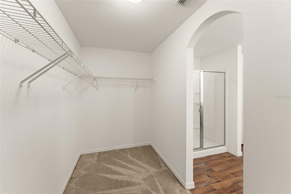 En Venta: $275,000 (3 camas, 2 baños, 1356 Pies cuadrados)