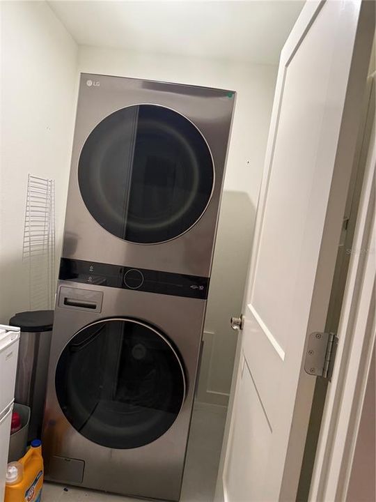 For Rent: $800 (1 beds, 1 baths, 156 Square Feet)