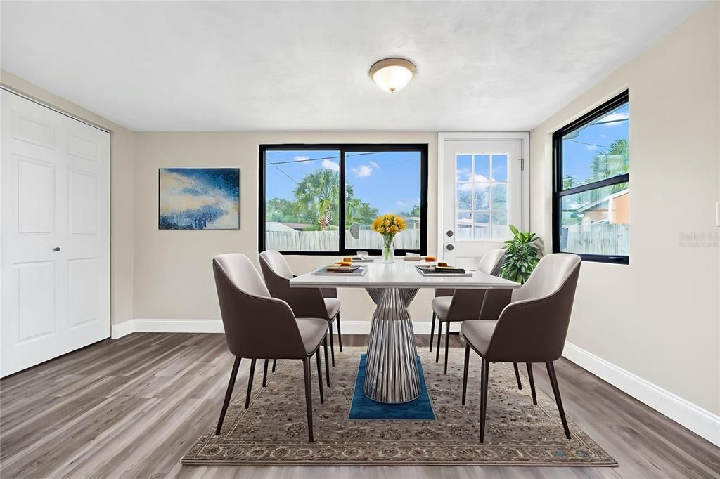 For Sale: $389,000 (3 beds, 2 baths, 1152 Square Feet)