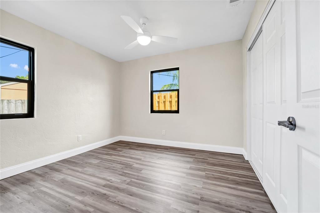 For Sale: $389,000 (3 beds, 2 baths, 1152 Square Feet)