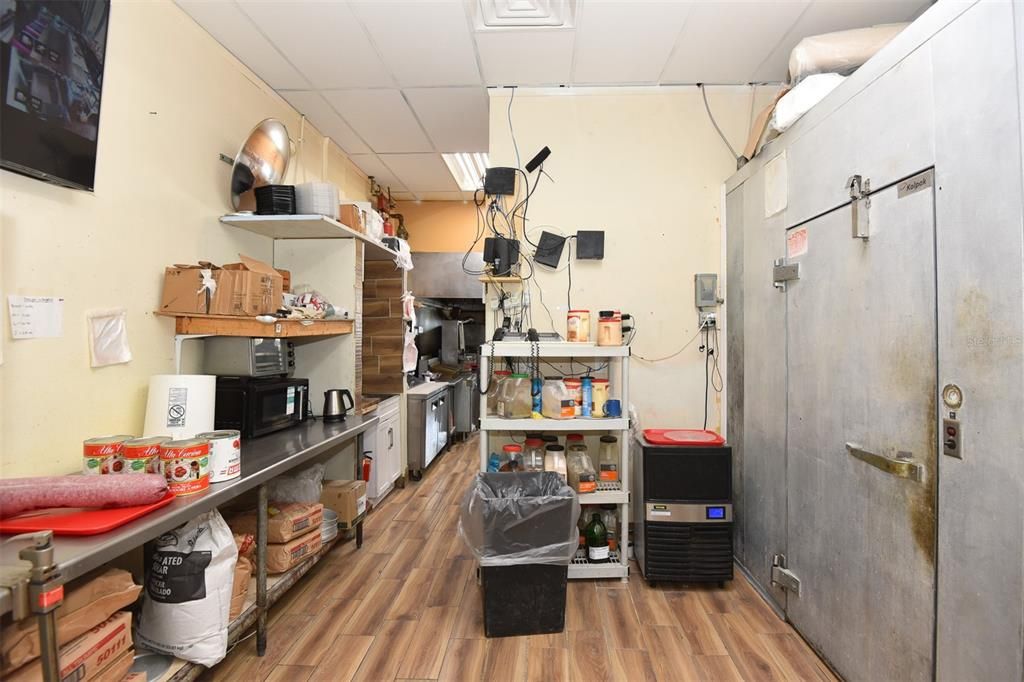 На продажу: $370,000 (0 спален, 0 ванн, 0 Квадратных фут)