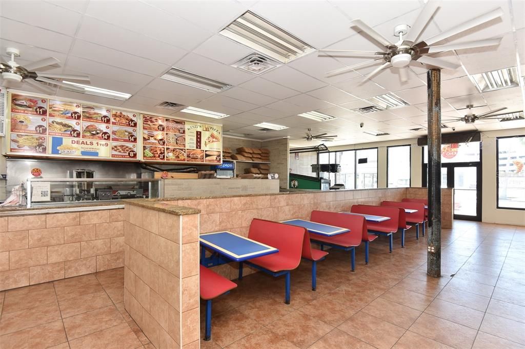 На продажу: $370,000 (0 спален, 0 ванн, 0 Квадратных фут)