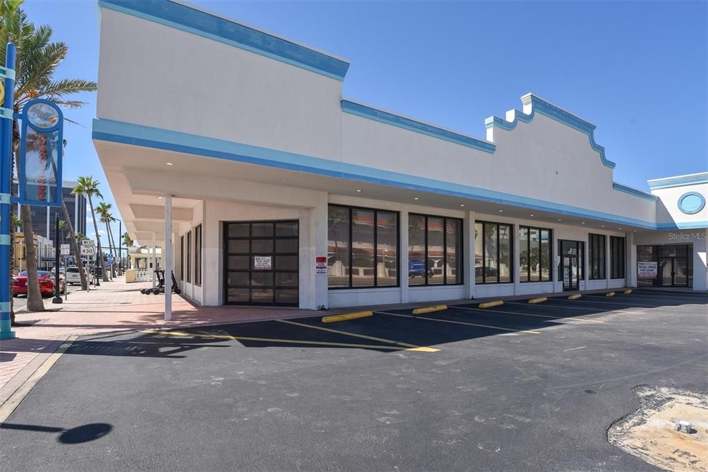 На продажу: $370,000 (0 спален, 0 ванн, 0 Квадратных фут)