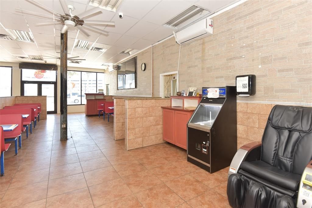 На продажу: $370,000 (0 спален, 0 ванн, 0 Квадратных фут)