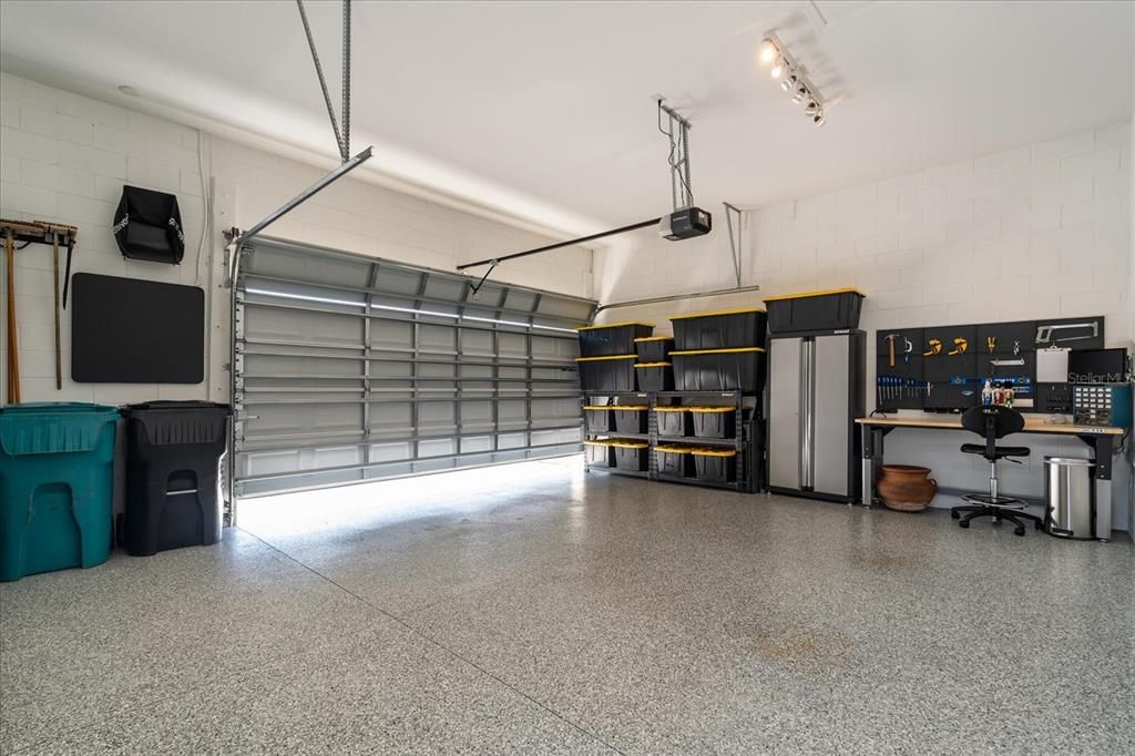 Active With Contract: $669,990 (3 beds, 2 baths, 1962 Square Feet)