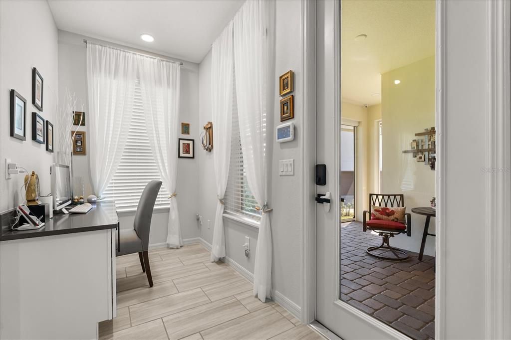 Active With Contract: $669,990 (3 beds, 2 baths, 1962 Square Feet)