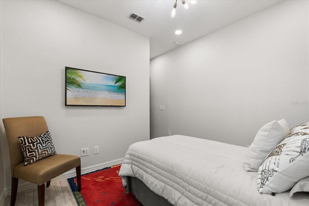 Active With Contract: $669,990 (3 beds, 2 baths, 1962 Square Feet)