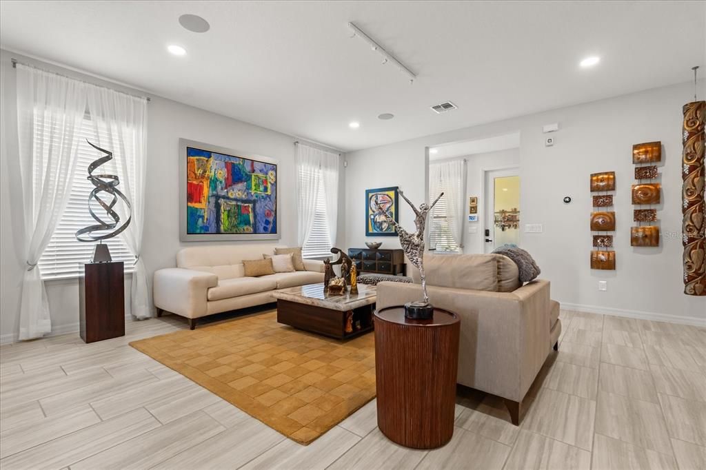 Active With Contract: $669,990 (3 beds, 2 baths, 1962 Square Feet)