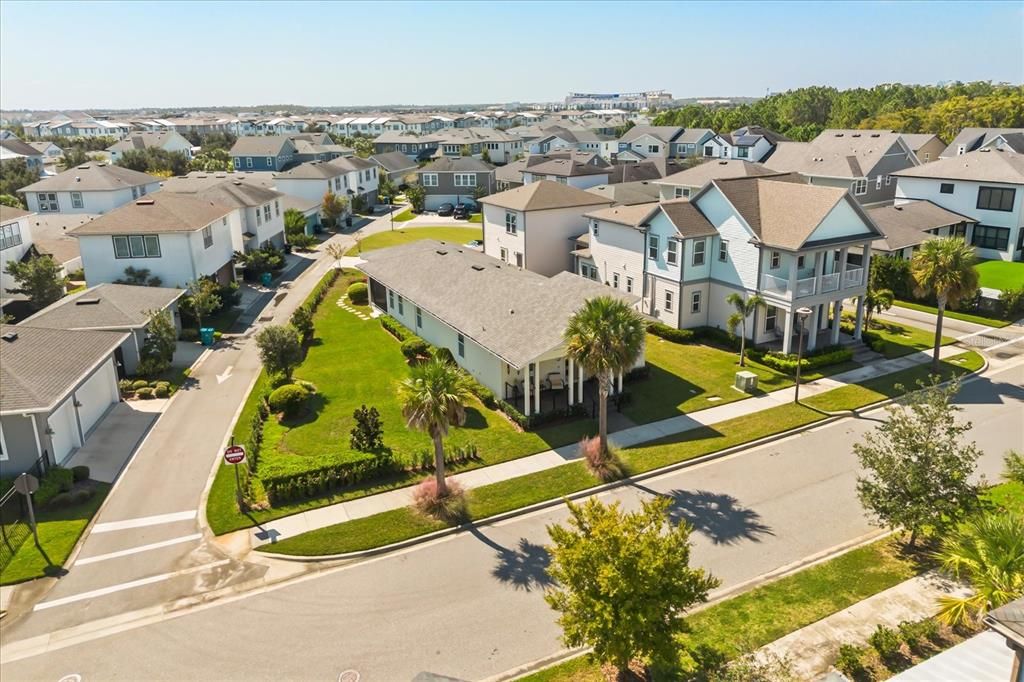 Active With Contract: $669,990 (3 beds, 2 baths, 1962 Square Feet)