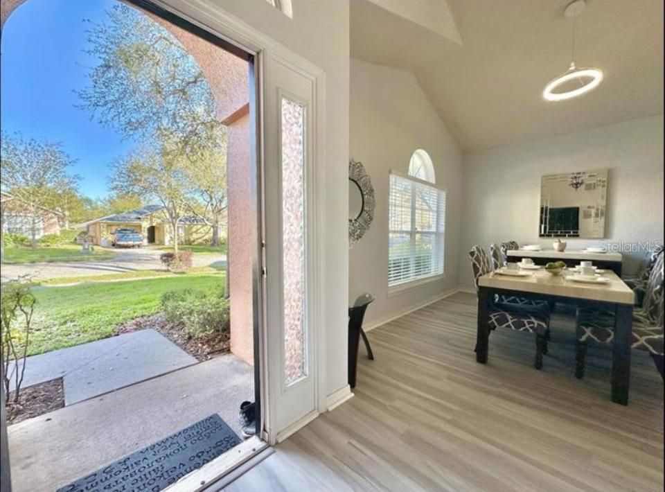 For Rent: $3,000 (5 beds, 4 baths, 2282 Square Feet)