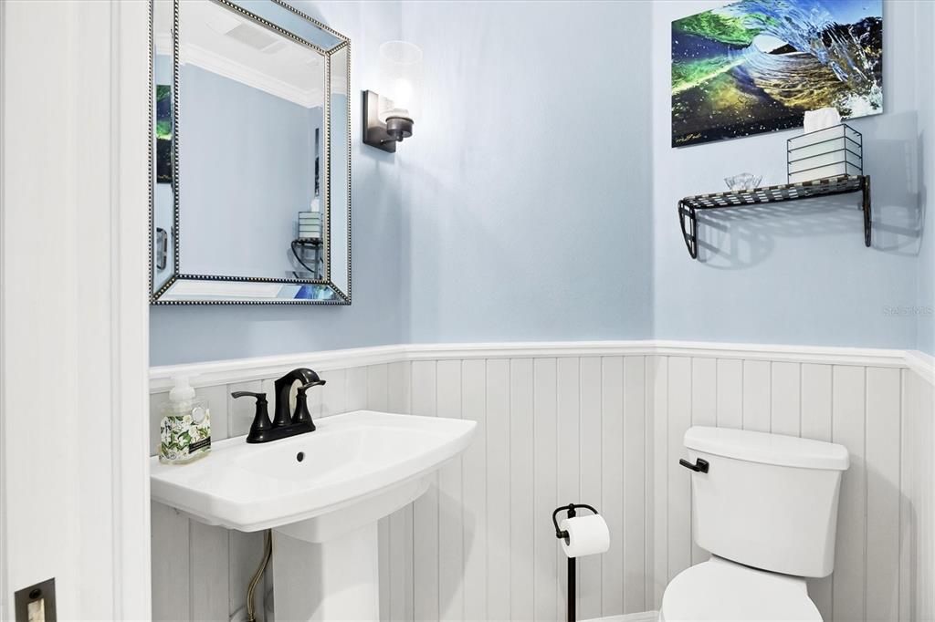 For Sale: $795,000 (3 beds, 3 baths, 2516 Square Feet)