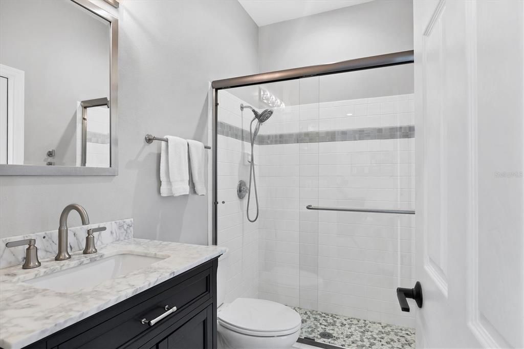 For Sale: $795,000 (3 beds, 3 baths, 2516 Square Feet)