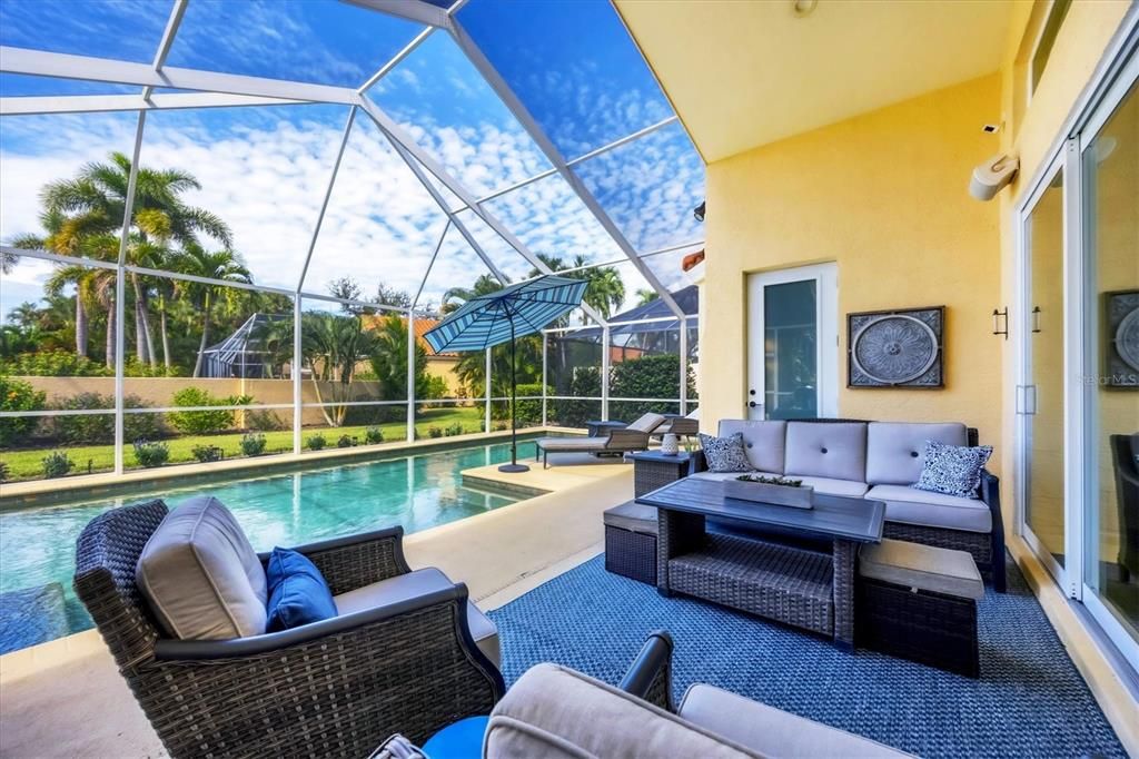 For Sale: $795,000 (3 beds, 3 baths, 2516 Square Feet)