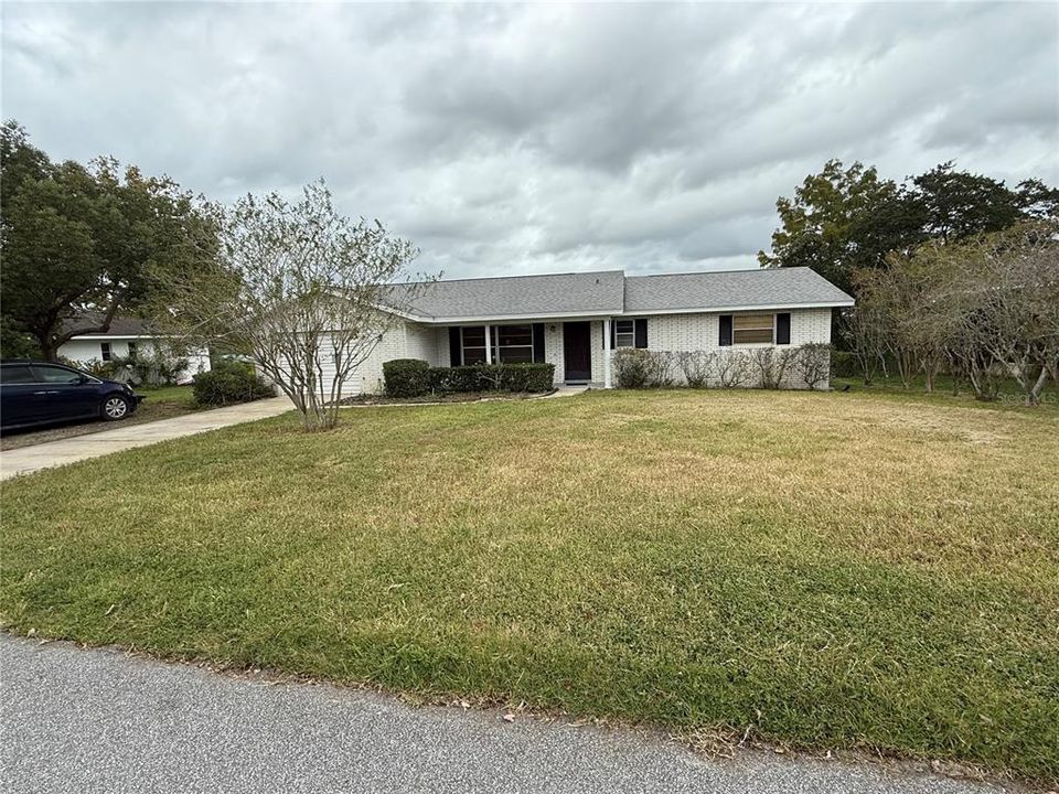 Active With Contract: $225,000 (2 beds, 2 baths, 1360 Square Feet)