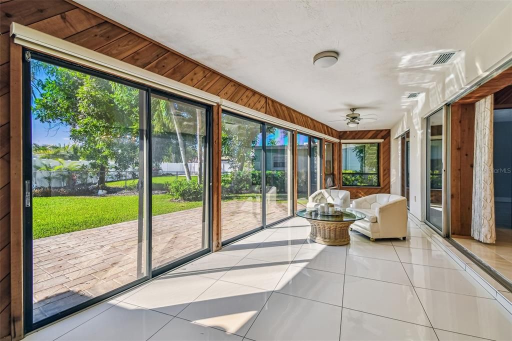 For Sale: $875,000 (3 beds, 3 baths, 3292 Square Feet)