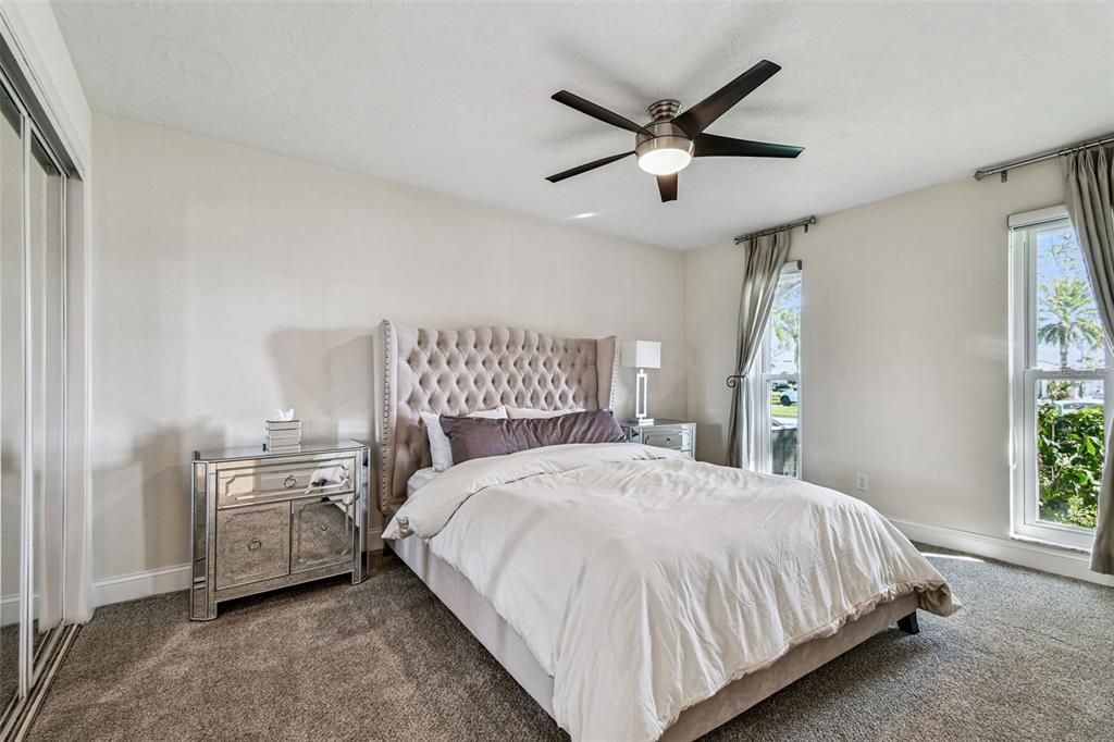 For Sale: $875,000 (3 beds, 3 baths, 3292 Square Feet)