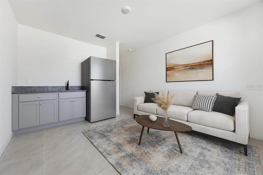 合同活跃: $435,000 (4 贝兹, 3 浴室, 2809 平方英尺)