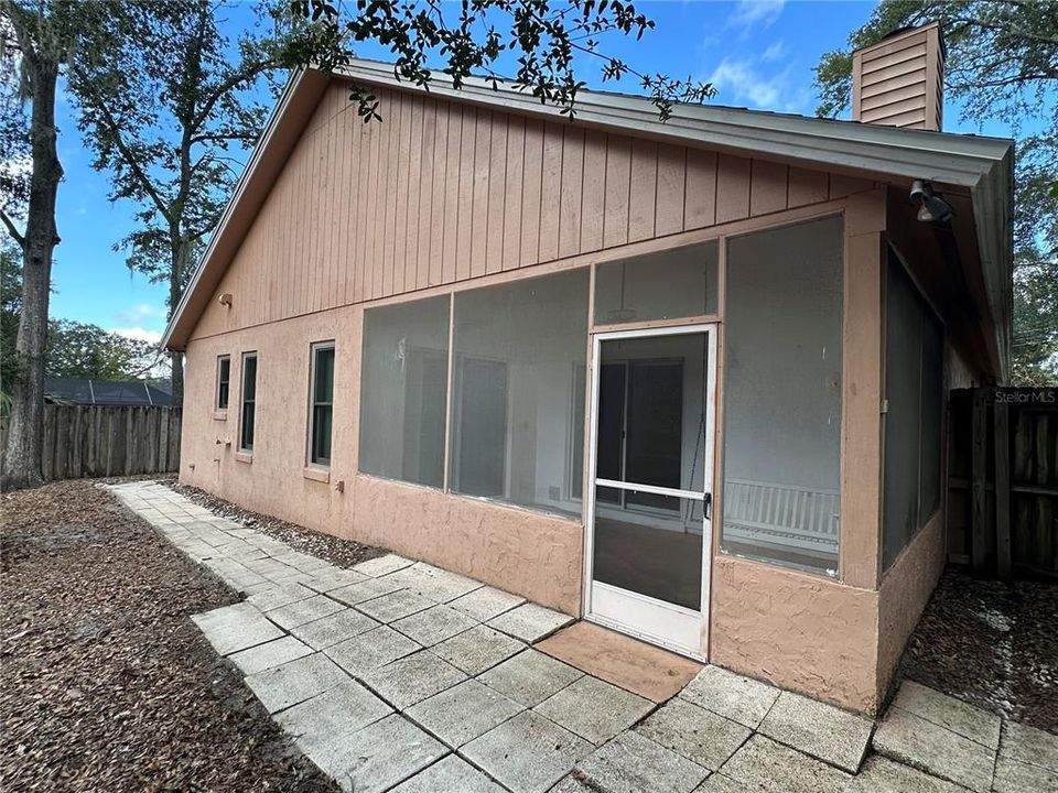 For Sale: $379,000 (3 beds, 2 baths, 1545 Square Feet)