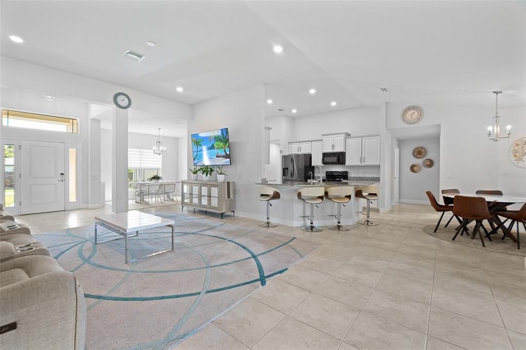 На продажу: $649,000 (4 спален, 2 ванн, 2331 Квадратных фут)