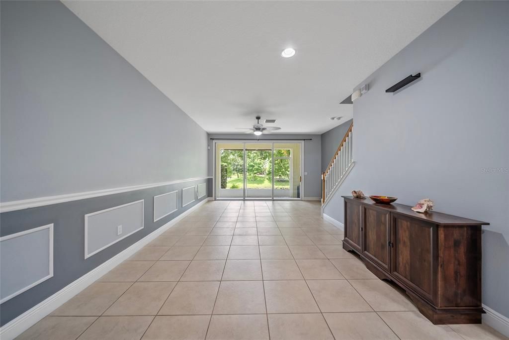 Activo con contrato: $2,200 (2 camas, 2 baños, 1400 Pies cuadrados)