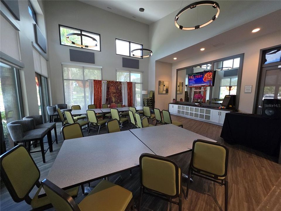 For Sale: $525,000 (4 beds, 2 baths, 2175 Square Feet)