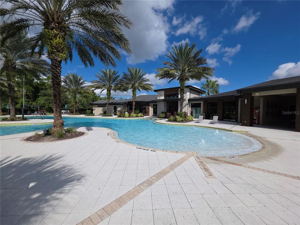 For Sale: $525,000 (4 beds, 2 baths, 2175 Square Feet)