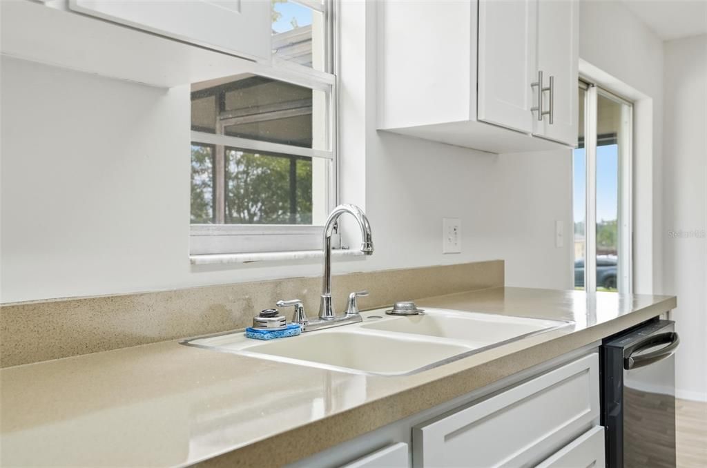 En Venta: $224,900 (2 camas, 1 baños, 924 Pies cuadrados)