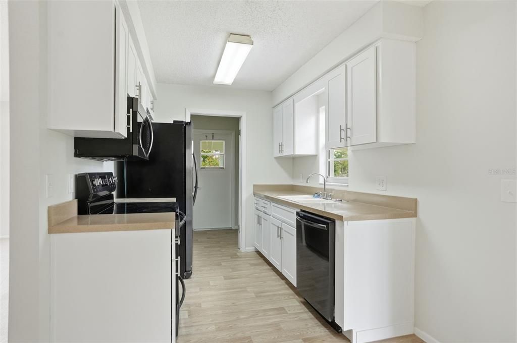 En Venta: $224,900 (2 camas, 1 baños, 924 Pies cuadrados)