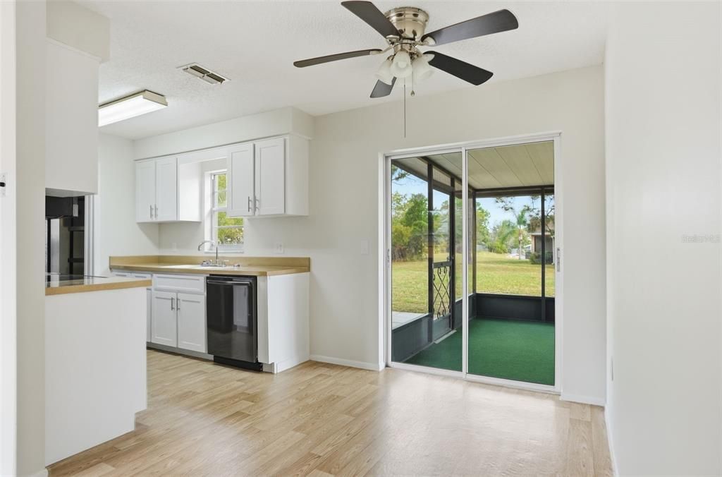 En Venta: $224,900 (2 camas, 1 baños, 924 Pies cuadrados)