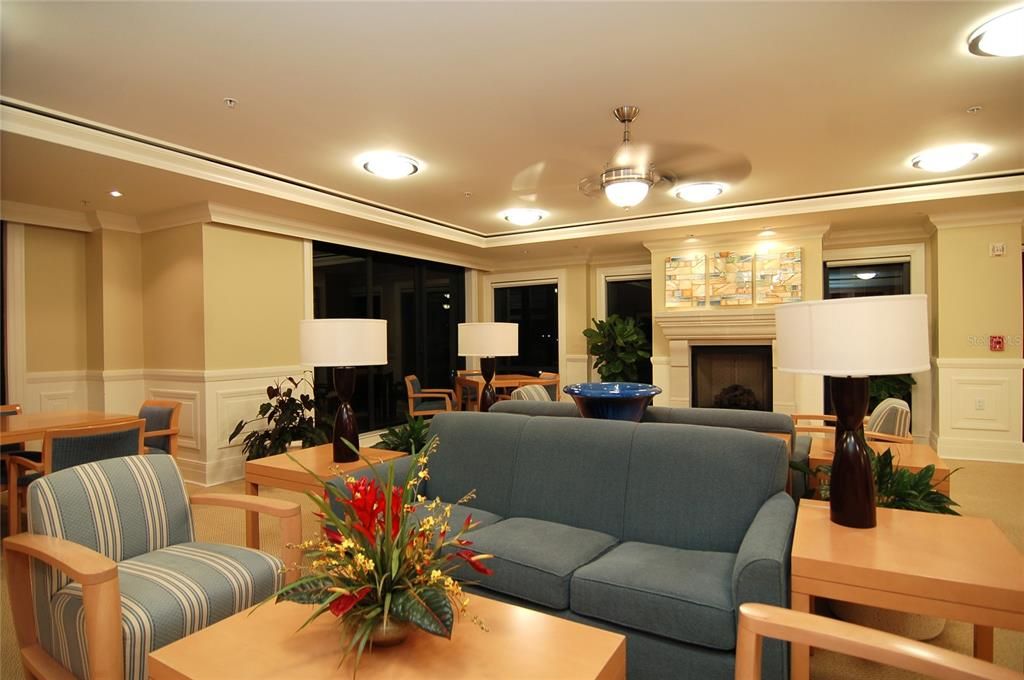 For Sale: $1,499,000 (2 beds, 2 baths, 1671 Square Feet)