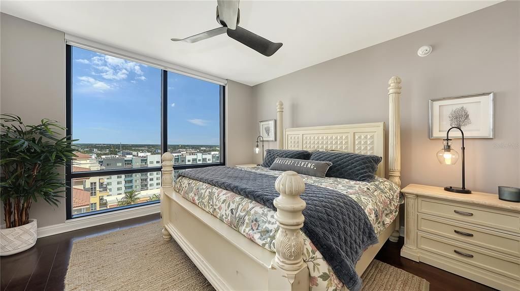 For Sale: $1,499,000 (2 beds, 2 baths, 1671 Square Feet)