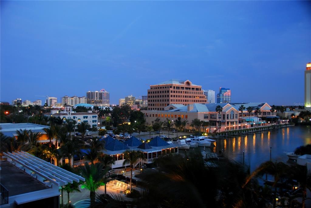 For Sale: $1,499,000 (2 beds, 2 baths, 1671 Square Feet)