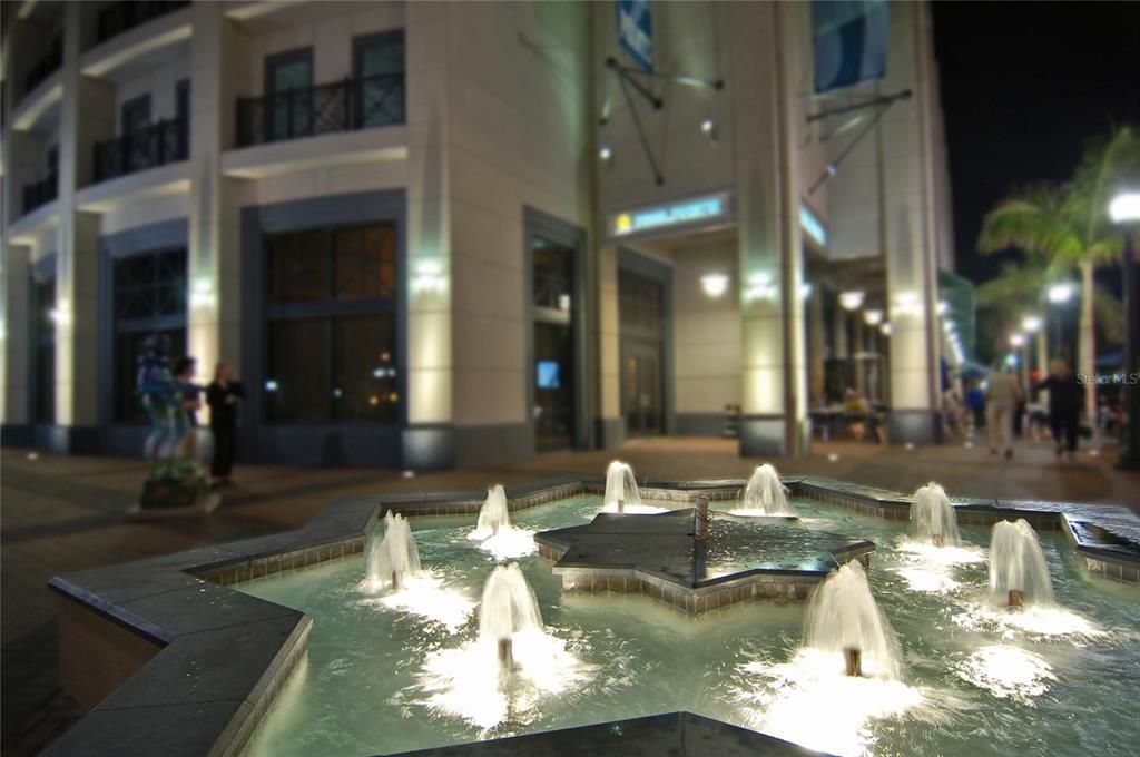 For Sale: $1,499,000 (2 beds, 2 baths, 1671 Square Feet)